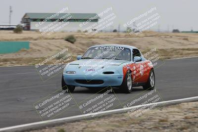 media/Jun-01-2025-CalClub SCCA (Sun) [[eae223c5dd]]/Group 5/Race (Front Straight)/